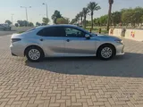 تويوتا كامري LE هايبرد - للبيع أو المبادلة